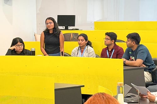 SP-Jain-MFWM-students-participated-in-dynamic-inter-programme-Oxford-style-debate-inside-images-1