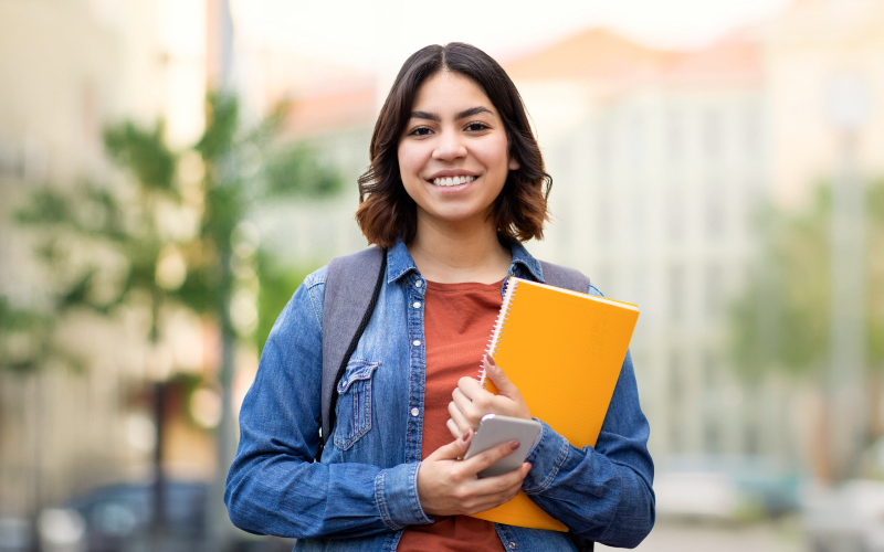 UG-Scholarship-Eval-April-2026_Mobile-banner