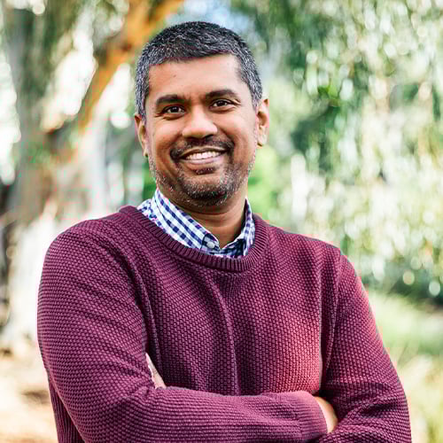 Vik-Naidoo New-faculty-page