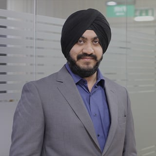 manjyot-anand-sp-jain-emba-dubai