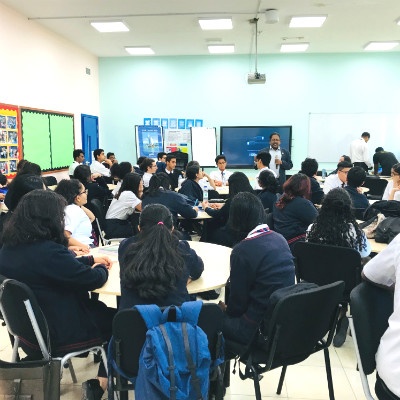 Prof. Christopher Abraham conducts a Design
Thinking Workshop at GEMS Winchester School, Dubai