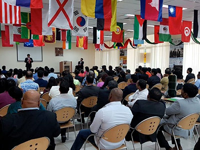 SP Jain Toastmasters Club in Dubai - 400x300-1