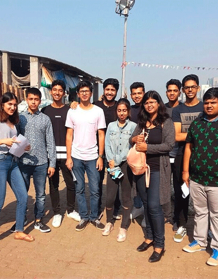 Jaguars undertake a cultural tour in Mumbai