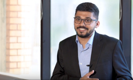 Yatin Gokhale (EMBA’19) shares how he never misses a single class despite travelling