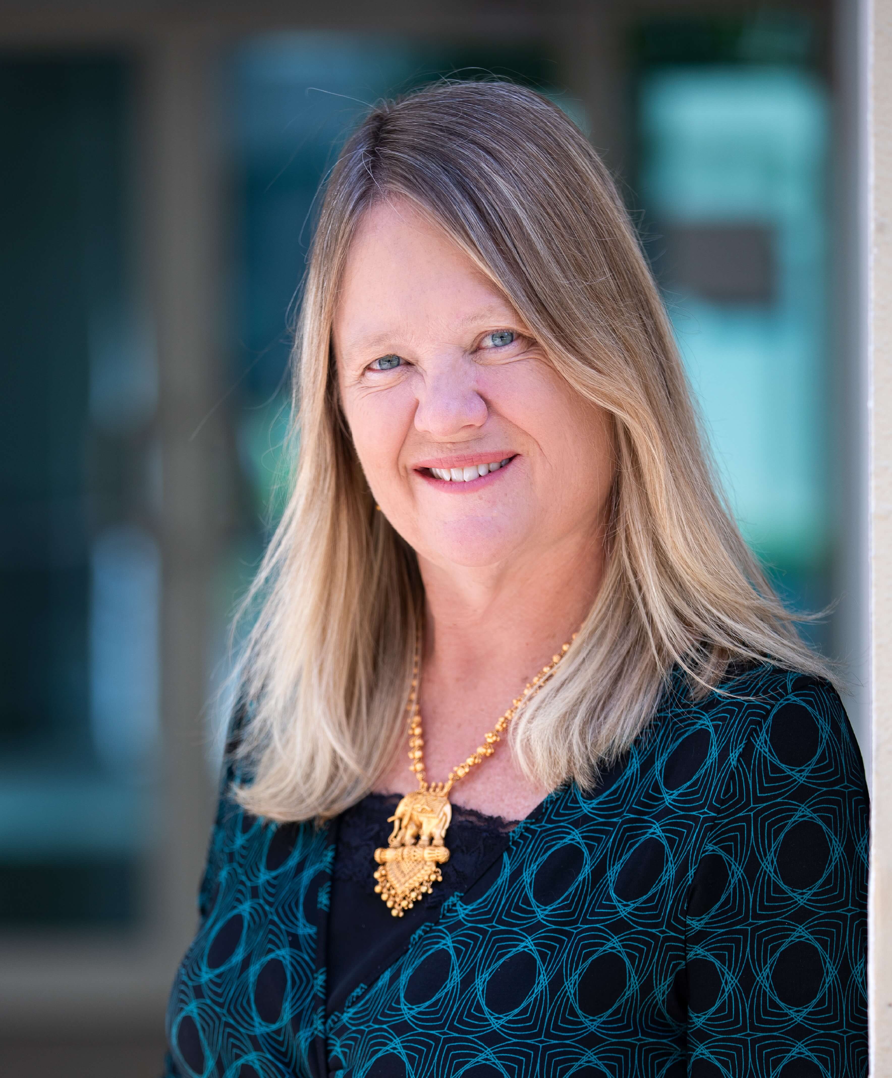 4 Best Online Teaching Strategies for Quantitative Subjects - Dr. Monica Gallant writes in Edarabia